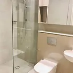 Stunning Corporate Apartment Wat1011601