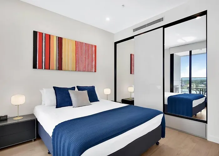 Stunning Corporate Apartment Wat1011601