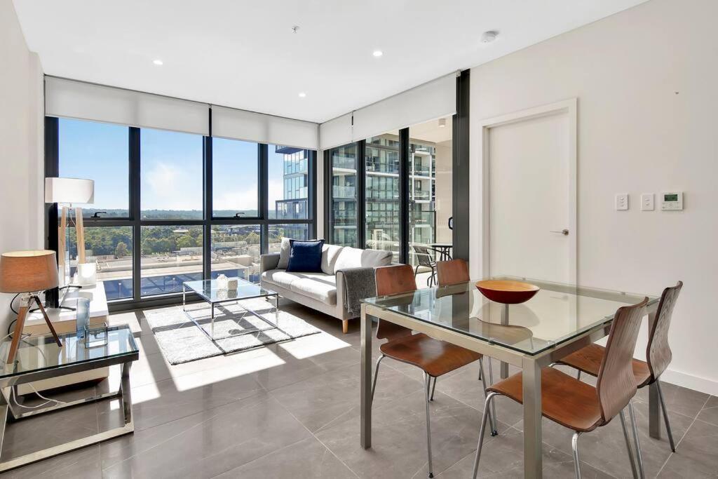 Stunning Corporate Wat1011601 Sydney